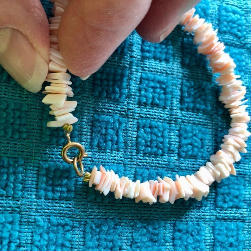Shell 7 1/2” bracelet - Picture 4 of 5